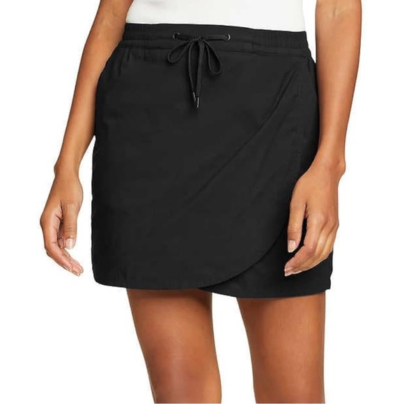 Eddie Bauer black skorts size medium Tulip hem. Nylon SPF 50 - Picture 1 of 9